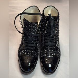 🖤 Chanel Tweed Lace-Up Ankle Boots – Black | CC Patent Toe